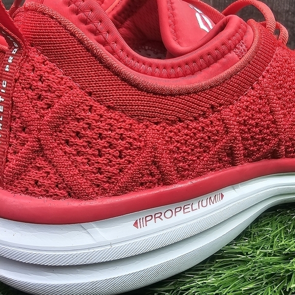 APL Athletic Propulsion Labs BRICK WHITE Techloom Phantom Sneakers - Picture 10 of 12